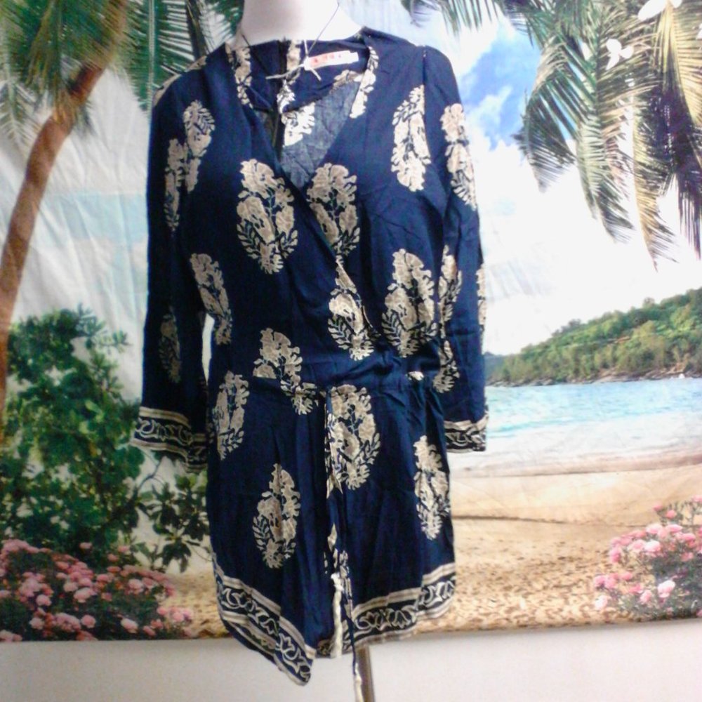 Fashion,  Navy and Beige Romper.